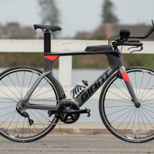 Велосипед Giant Trinity Advanced Pro Charcoal/Neon Red