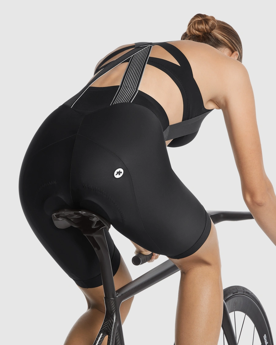 Велотруси ASSOS UMA GT Bib Shorts C2 Lady ВlackSeries - Зображення 4