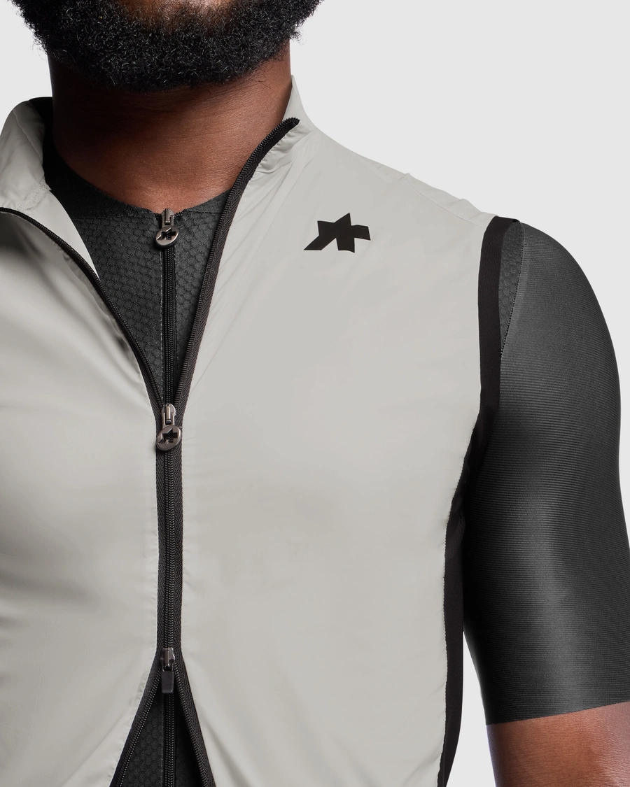 Жилетка ASSOS MILLE GT Wind Vest S11 Almond Milk - Зображення 5